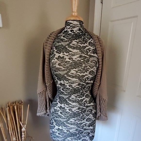 NWOT New Directions knit 3/4 sleeve shrug, size XL - Picture 5 of 5